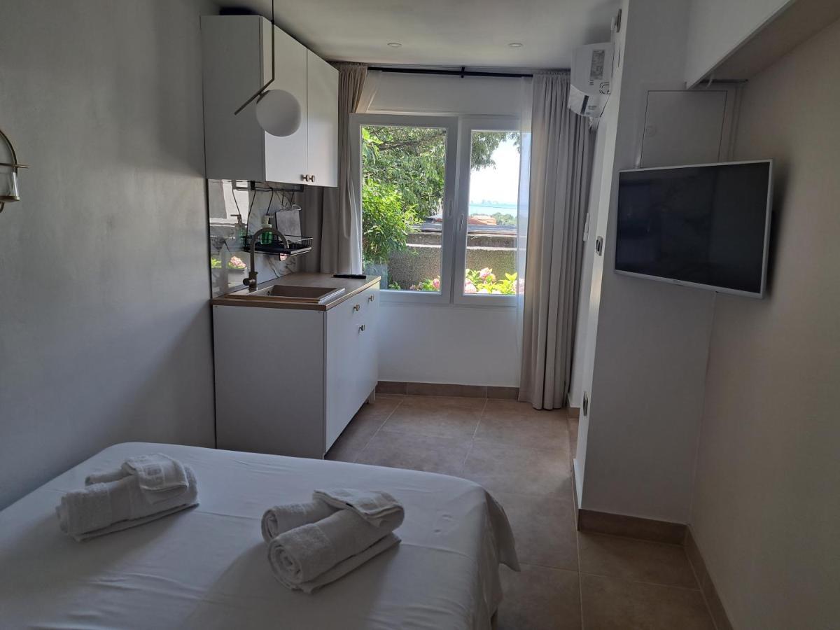 סנג' Apartment Melany מראה חיצוני תמונה