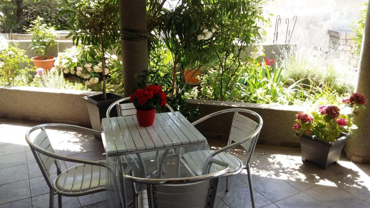 סנג' Apartment Melany מראה חיצוני תמונה
