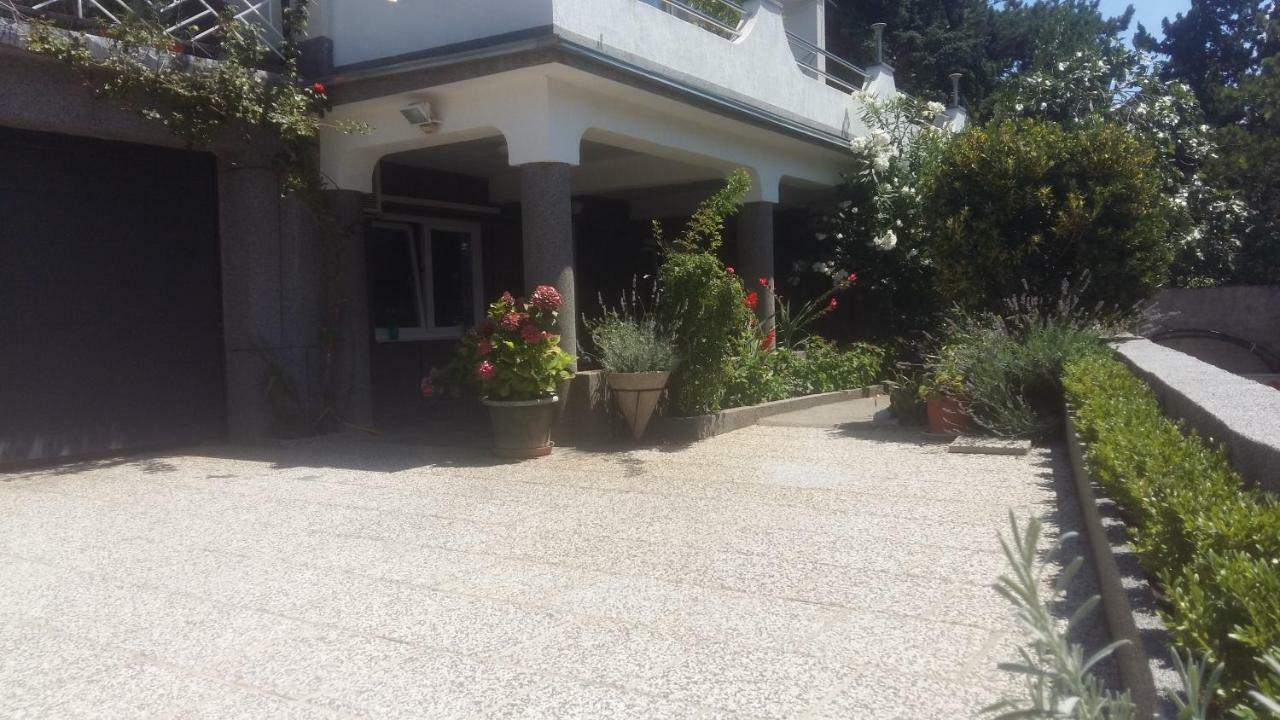 סנג' Apartment Melany מראה חיצוני תמונה